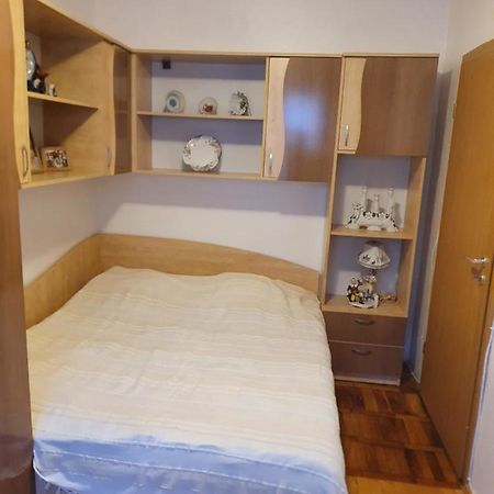 Apartament Cu Trei Camere Băile Herculane Eksteriør bilde